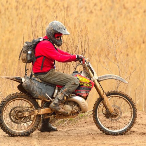 Jaki wybrać strój na motocykl?