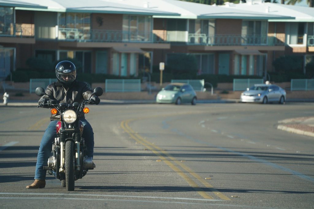 jaka kurtka na motocykl